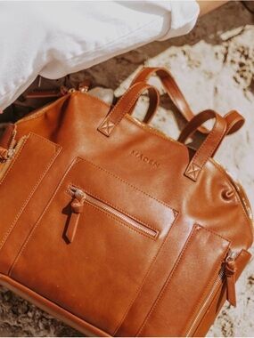 Māden Saddle Carryall
